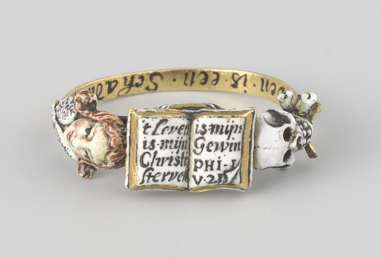 Historický prsteň s témou memento mori